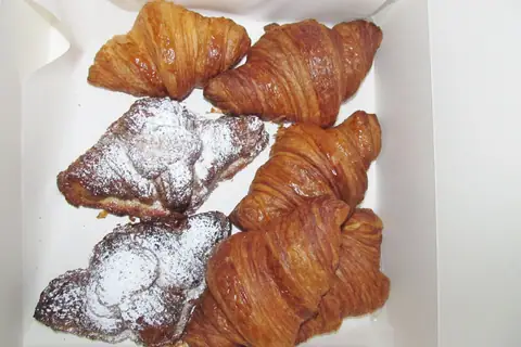 Pera Artisan Patisserie photo 1